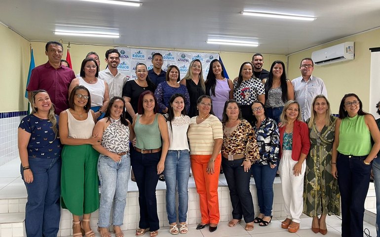 Educação de Anadia apresenta sistema de avaliação informatizado para outros municípios