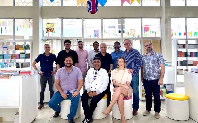 Professor da Uncisal toma posse no Conselho Editorial da Edufal