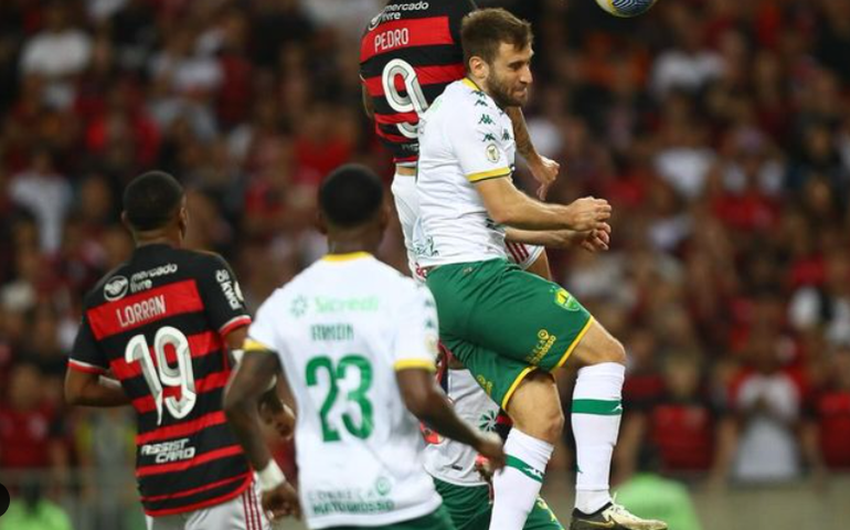 Flamengo busca empate com o Cuiabá e continua líder do Brasileirão