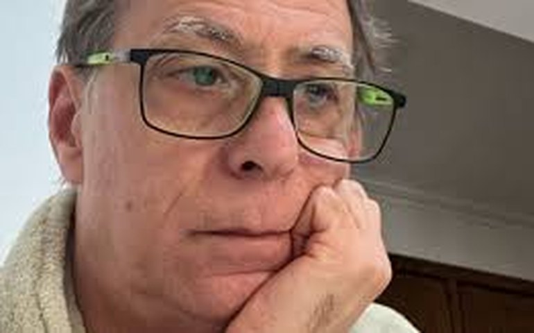 Pedro Cardoso critica os artistas sertanejos de hoje: 'música do fascismo brasileiro'