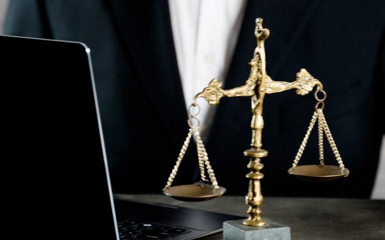 Projeto de lei antifacção regulamenta o uso de videoconferência e recursos suspensivos