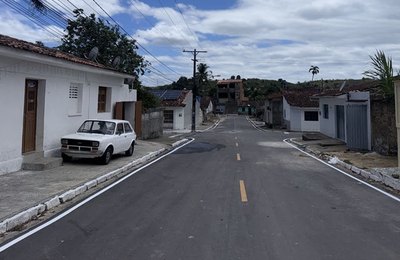 Apicultores e moradores de Flexeiras (AL) são beneficiados com infraestrutura urbana e kits produtivos