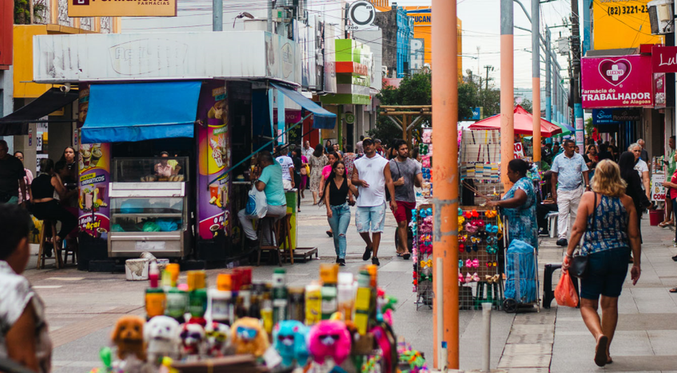 Alagoas contraria cenário nacional e registra perda de empregos formais em junho
