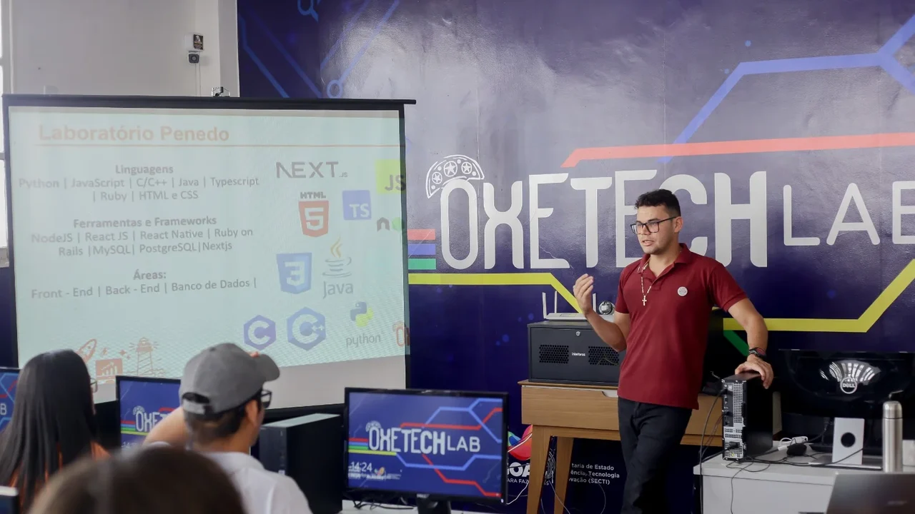OxeTech impulsiona inclusão digital em Penedo com cursos gratuitos. Confira novas oportunidades
