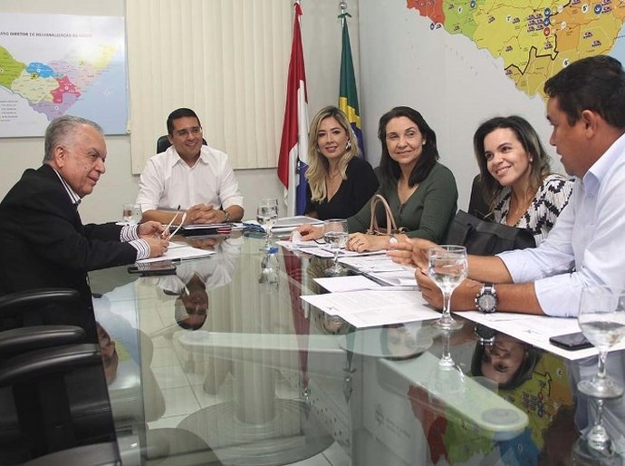 Cosems e Sesau discutem pautas de interesse dos municípios alagoanos