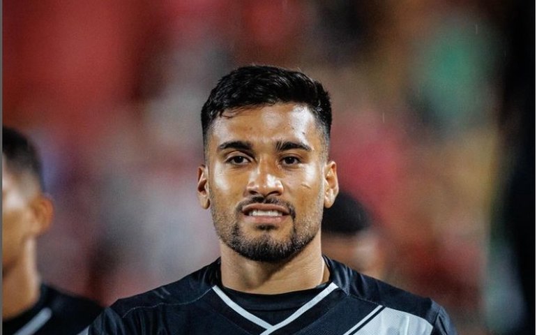 Volante Fraga rescinde com a Ponte Preta para acertar com o Paysandu, adversário da Série B