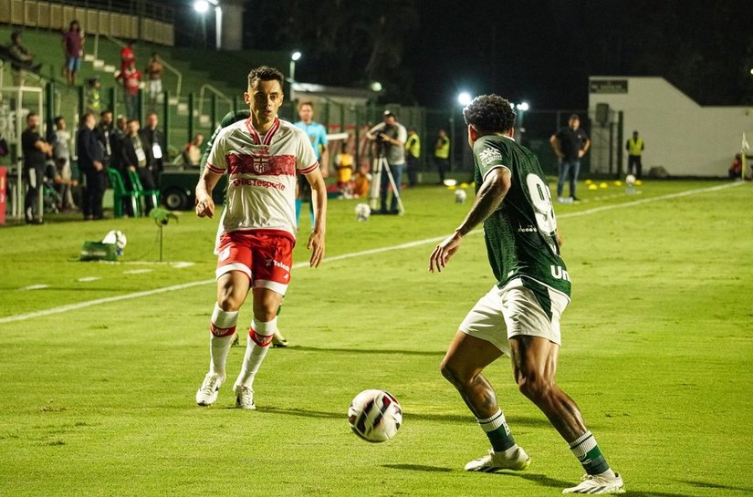 De virada, CRB bate Goiás e volta a vencer fora de casa: 2 a 1