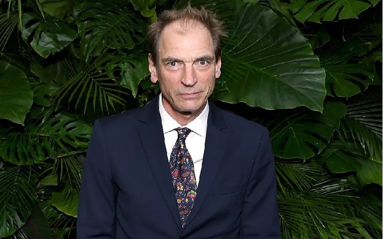 Julian Sands: polícia paralisa buscas pelo ator desaparecido há mais de um mês