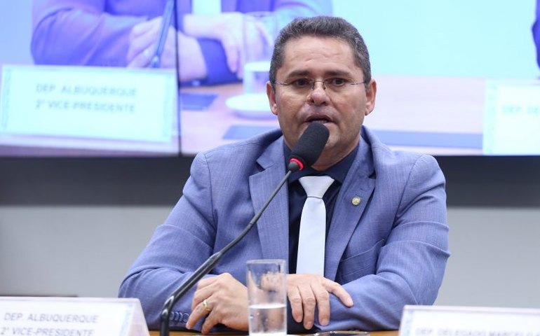 Comissão aprova isenção para biocombustíveis de espécies geneticamente modificadas