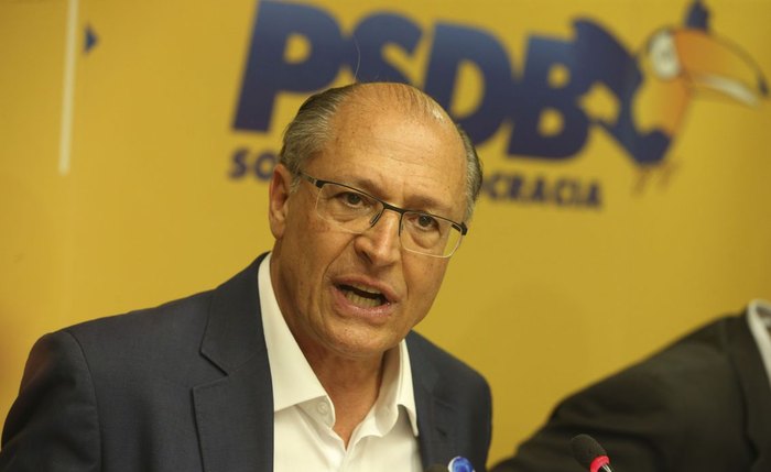 Alckmin responde por corrupção passiva e lavagem de dinheiro