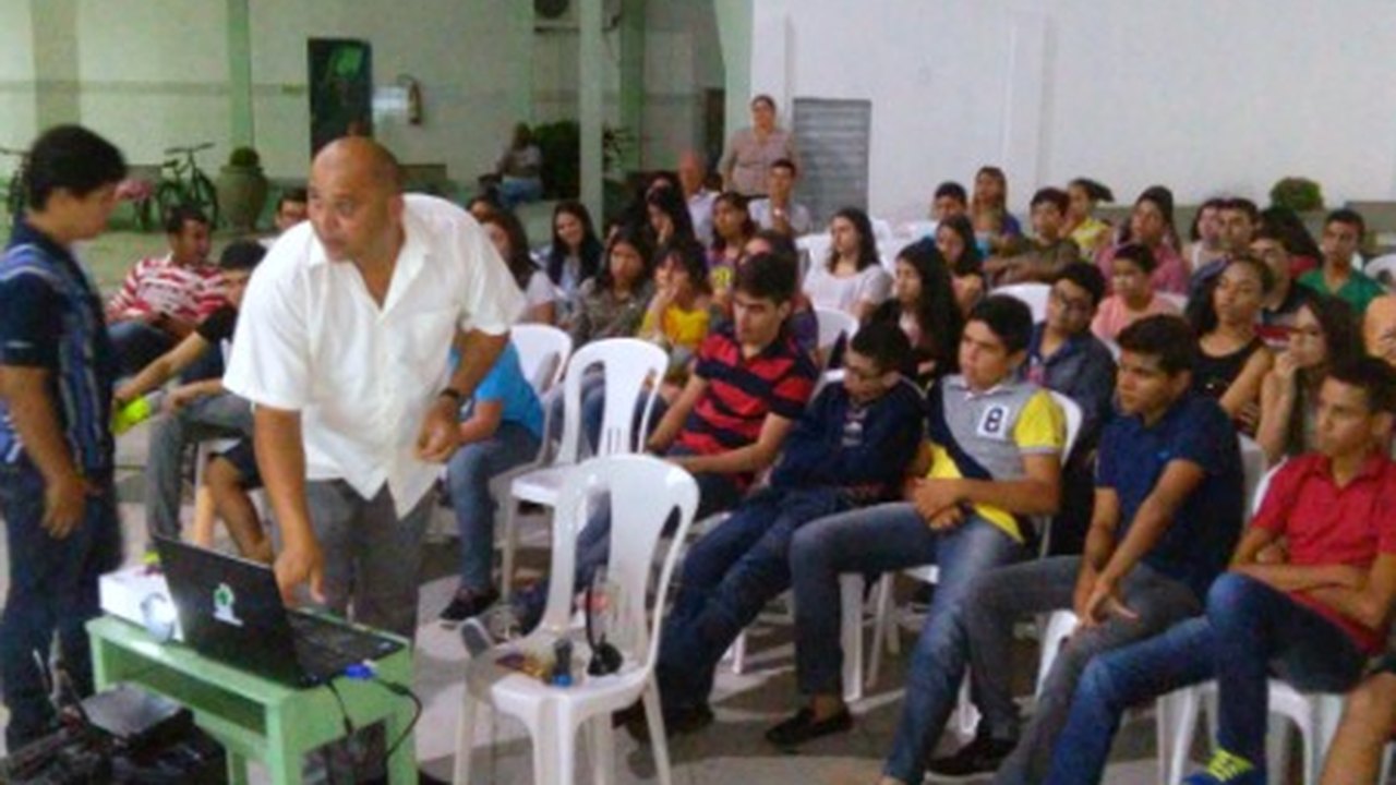 Prefeitura leva projeto ‘Papo Sério’ às escolas de Arapiraca