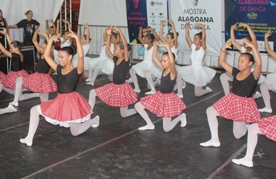 Secretaria de Cultura de Coruripe abre inscrições para aulas de dança