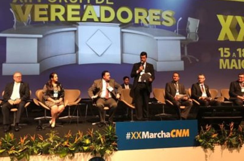 Presidente da AMA, Hugo Wanderley, participa de XII Fórum de Vereadores