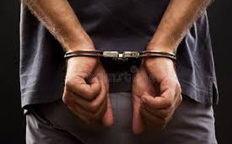 Homem é preso com simulacro e tenta se passar por informante do Bope em Coité do Noia