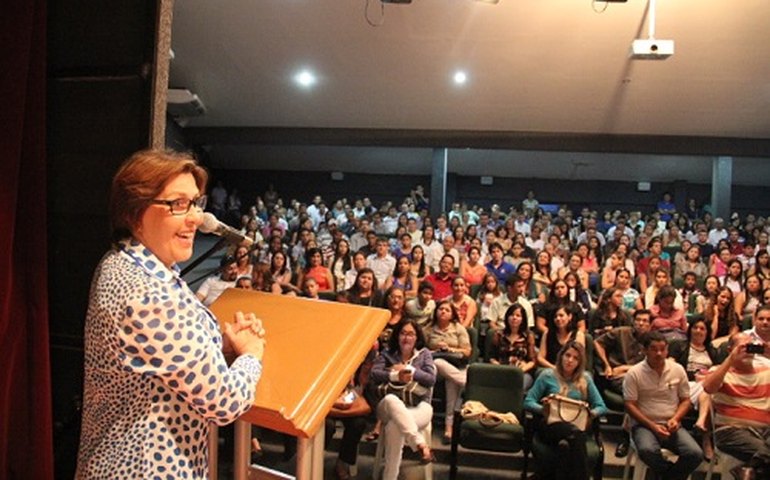 Arapiraca: Prefeita Célia Rocha dá posse a seis novos secretários hoje