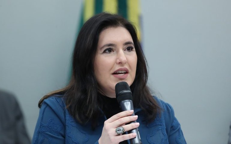 'Quando se mexe com interesses, os lobbis vêm', diz Simone Tebet sobre corte de incentivos