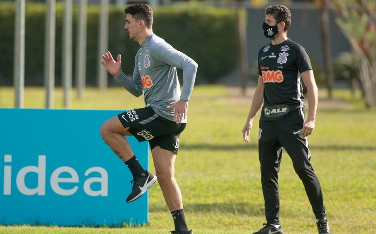 Jogadores se recuperam de covid-19 e Corinthians se apresenta com elenco completo