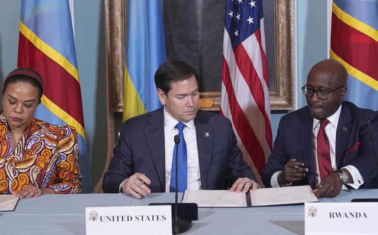 RD do Congo e Ruanda assinam declaração conjunta sobre caminho para a paz em cerimônia em Washington