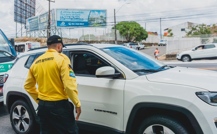 Confira a mudança no trânsito para as prévias carnavalescas nesta sexta-feira (10)