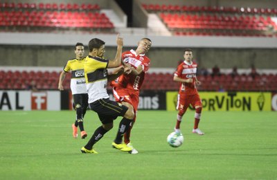 CRB defende invencibilidade fora de casa diante do Criciúma