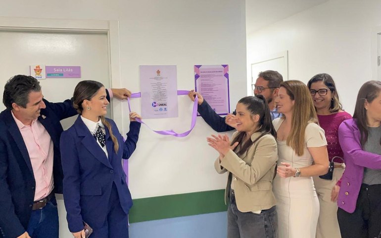 Uneal inaugura Sala Lilás no Campus I em Arapiraca