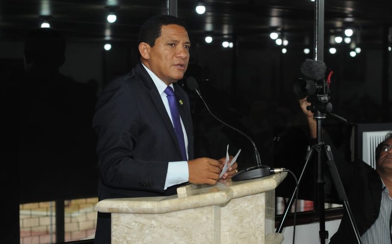 Prefeito Júlio ministrará palestra durante XVIII Marcha Nacional dos Vereadores, em Brasília