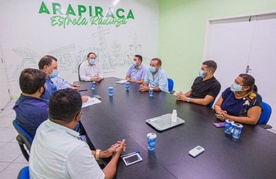 Prefeito Luciano reúne cooperativas para dinamizar a cadeia produtiva em Arapiraca
