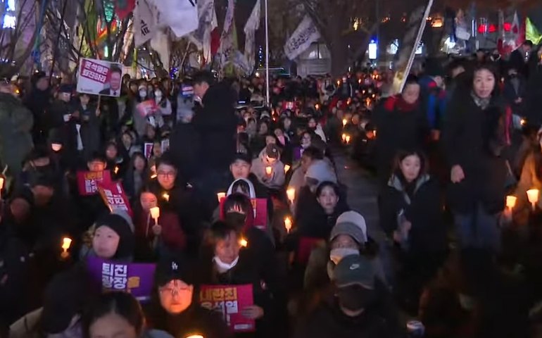 Manifestantes exigem renúncia de presidente da Coreia do Sul