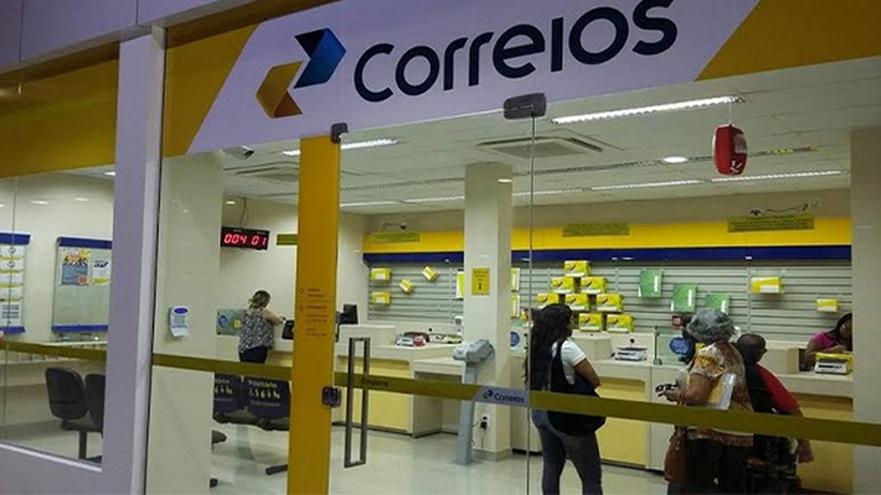 Correios em Alagoas decidem aderir à greve nacional, que é por tempo indeterminado