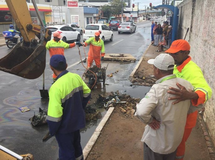 Prefeitura de Maceió inicia manutenção de galeria em Mangabeiras