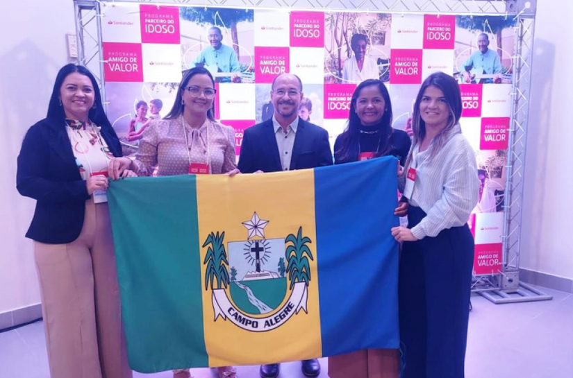 Representantes de Campo Alegre participam do Encontro Nacional 'Parceiro do Idoso' em Pernambuco