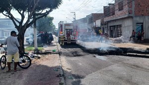 Manifestantes bloqueiam avenida de Nossa Senhora Senhora do Socorro com pneus em chamas / Foto: Foto: SMTT/Socorro