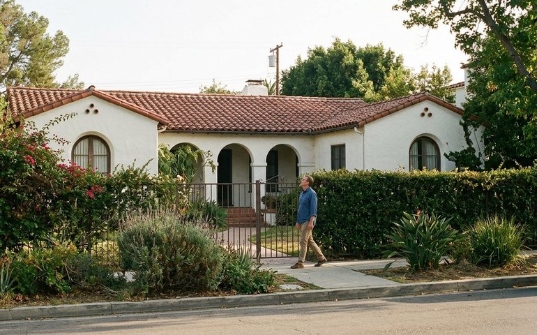 Estilo fazenda e previsão da morte: a última casa de Marilyn Monroe, alvo de disputa judicial