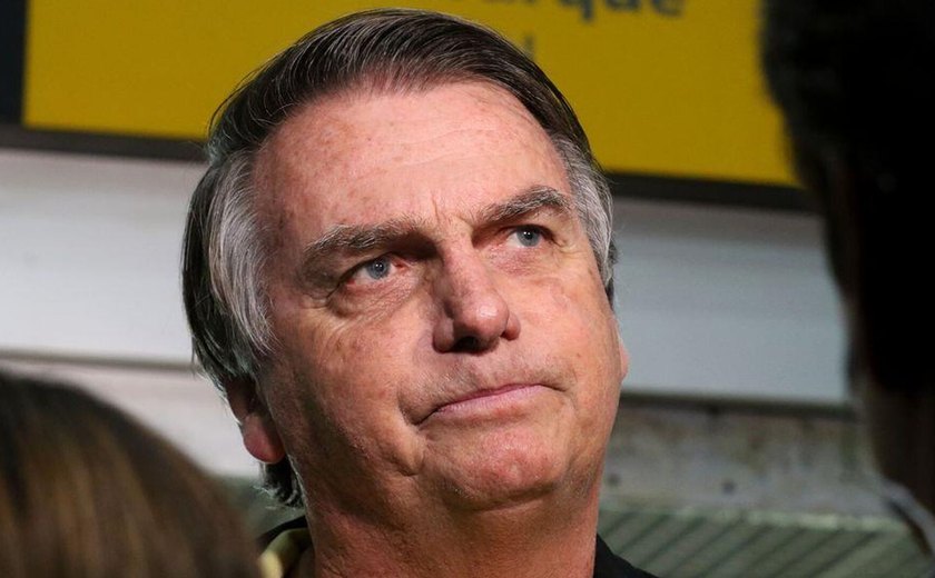 Bolsonaro 'planejou, atuou e teve domínio' direto sobre a tentativa de golpe no Brasil, acusa PF