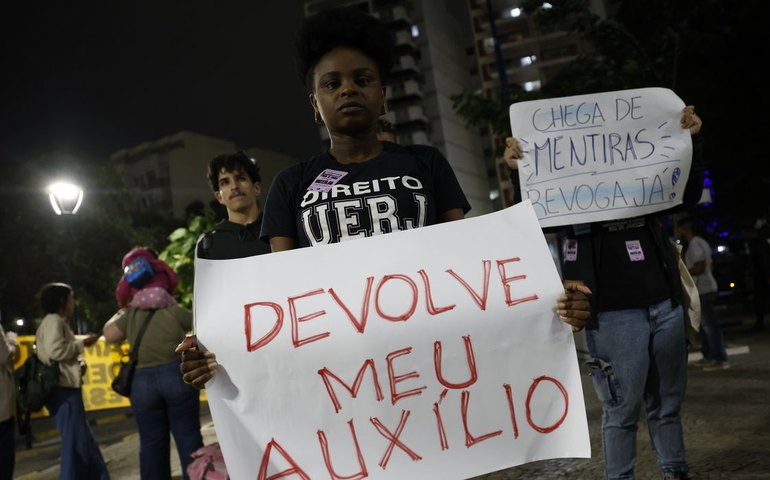 Segue o protesto de estudantes no campus principal da Uerj
