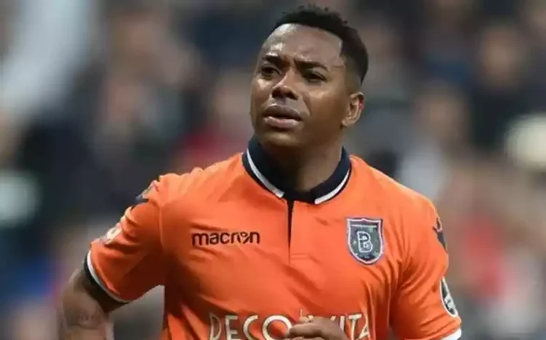 STJ nega pedido de defesa de Robinho e deve homologar sentença