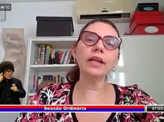 Deputada defende que transparência, saúde e pós-pandemia devem ser prioridades do Poder Público