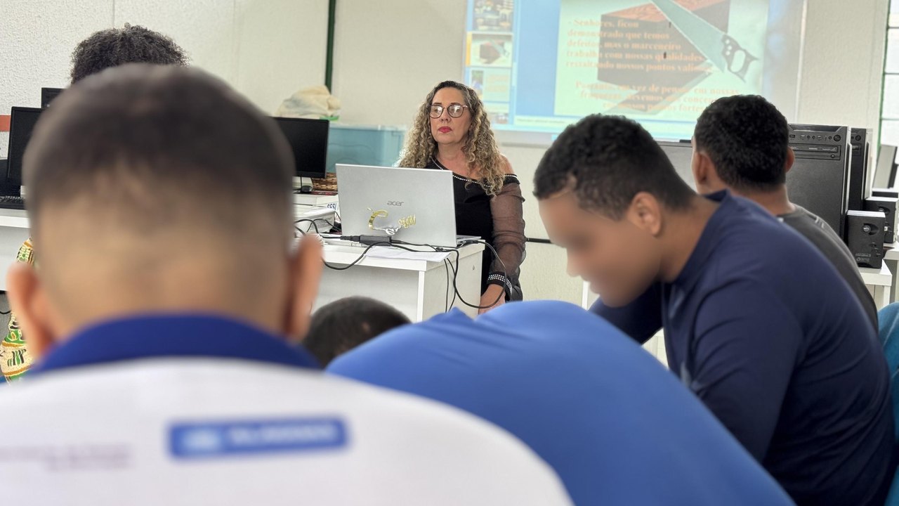 Jovem egresso da socioeducação é aprovado na Ufal e inicia nova trajetória de vida