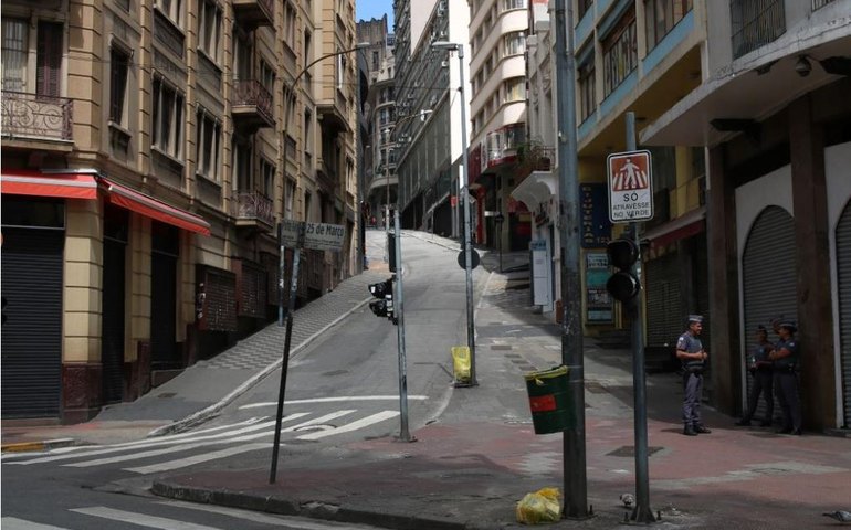 Governo revoga portaria que previa punições para quem descumprir quarentena