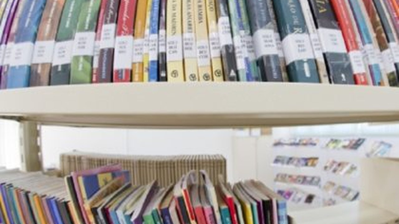 Secretaria de Educação promove live para conversa literária