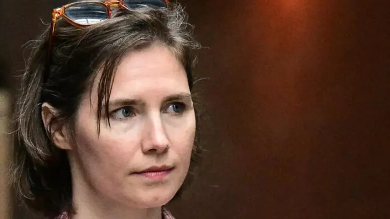 Amanda Knox transforma caso de assassinato na Itália em stand-up e gera revolta