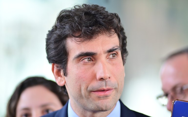 Galípolo: quando sai ata do Copom há campeonato mundial de interpretação de texto na Faria Lima