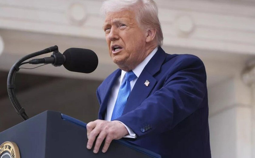 Esforços de paz de Trump são impedidos por sua própria equipe, diz ex-analista do Pentágono