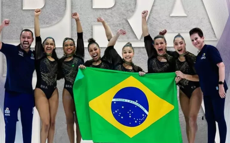 Barras assimétricas complicam seleção feminina que fica com a prata na ginástica artística por equipes