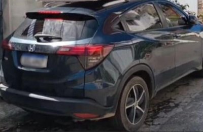 Polícia Civil recupera em Arapiraca carro roubado de artista plástica baiana