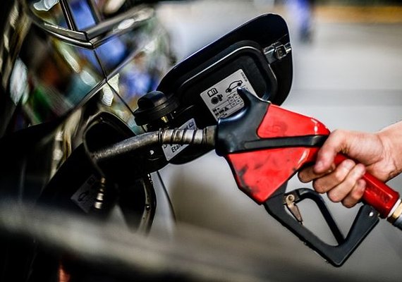 ANP autua sete postos de combustíveis em Alagoas