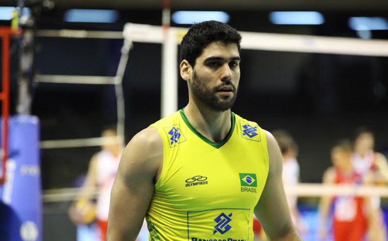 Crise deixa campeões olímpicos pela seleção brasileira de vôlei sem time