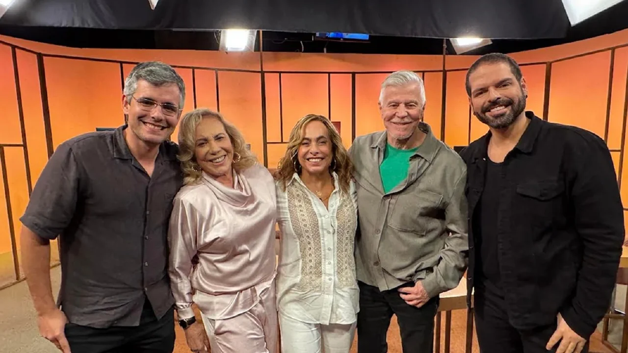Arlete Salles comemora 88 anos com entrevista especial no Sem Censura, da TV Brasil