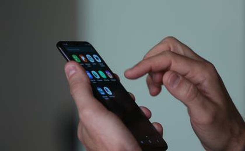 SP: app do governo é instalado sem permissão em celulares de alunos