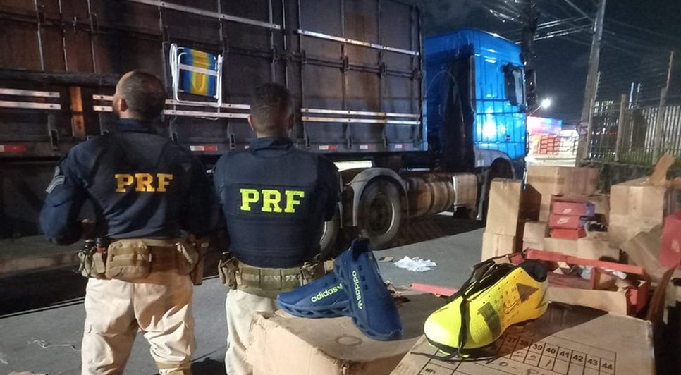 Quase 800 pares de tênis falsificados são apreendidos em Estância
